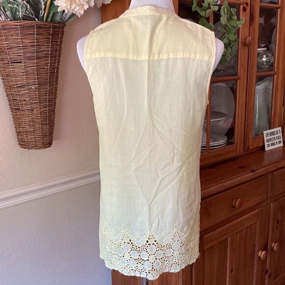 Style & Co. Soft Yellow V-Neck Long Line Eyelet Sleeveless Top Size Small - Picture 6 of 12